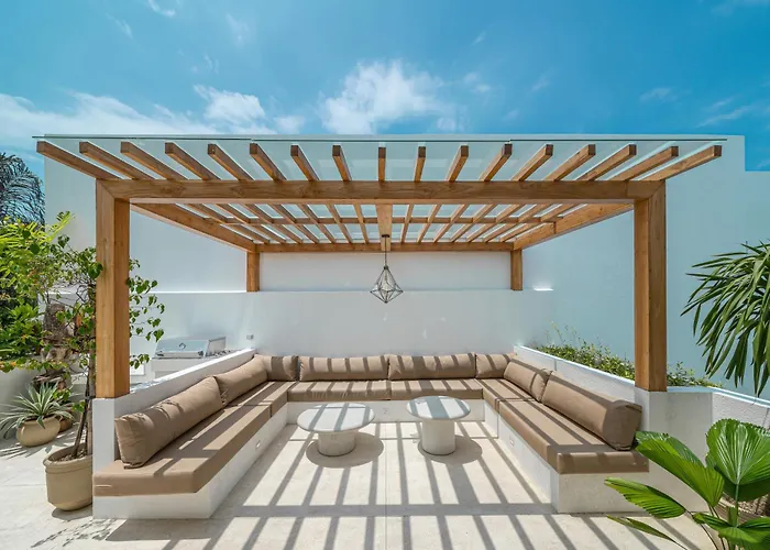 Villa Amici Pererenan - Modern & Private 3br Pool Canggu (Bali)