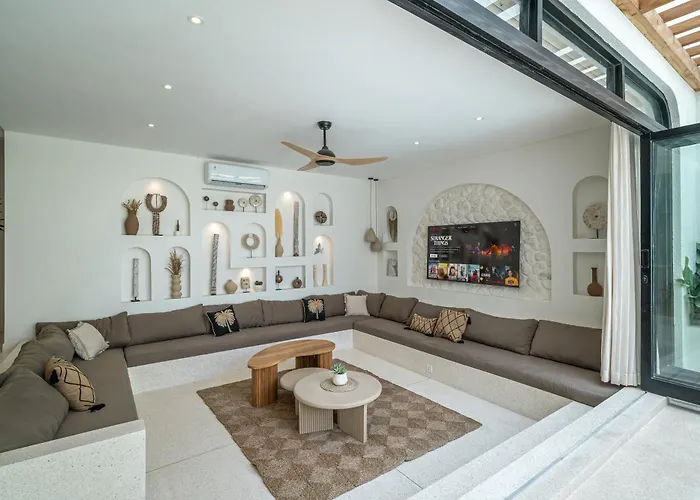 Amici Pererenan - Modern & Private 3br Pool Villa
