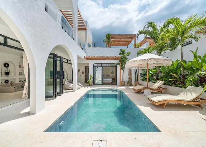 Amici Pererenan - Modern & Private 3br Pool Villa *