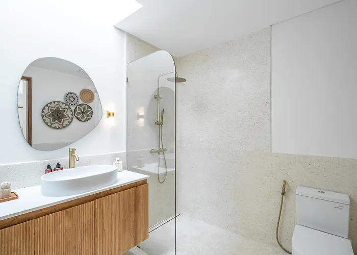 Amici Pererenan - Modern & Private 3br Pool Villa