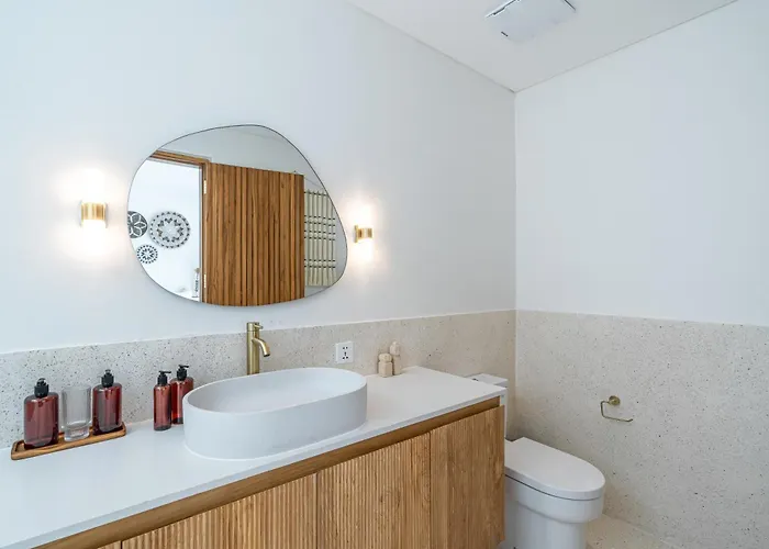 Amici Pererenan - Modern & Private 3br Pool Villa