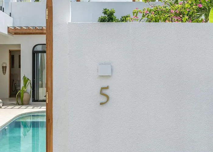 ヴィラ Amici Pererenan - Modern & Private 3br Pool チャングー