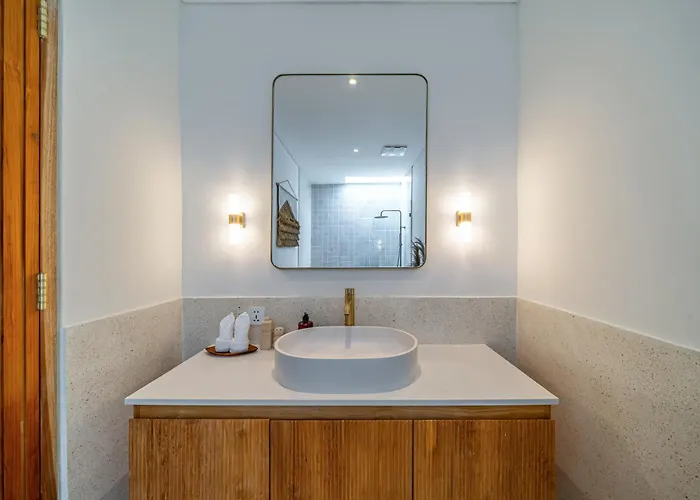 Amici Pererenan - Modern & Private 3br Pool Villa *