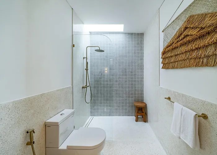 Amici Pererenan - Modern & Private 3br Pool * Canggu (Bali)