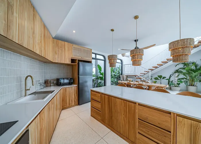 Villa Amici Pererenan - Modern & Private 3br Pool