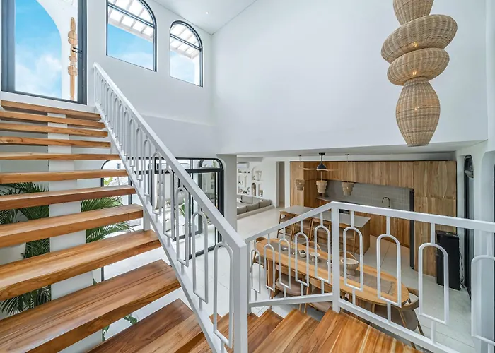 Amici Pererenan - Modern & Private 3br Pool *